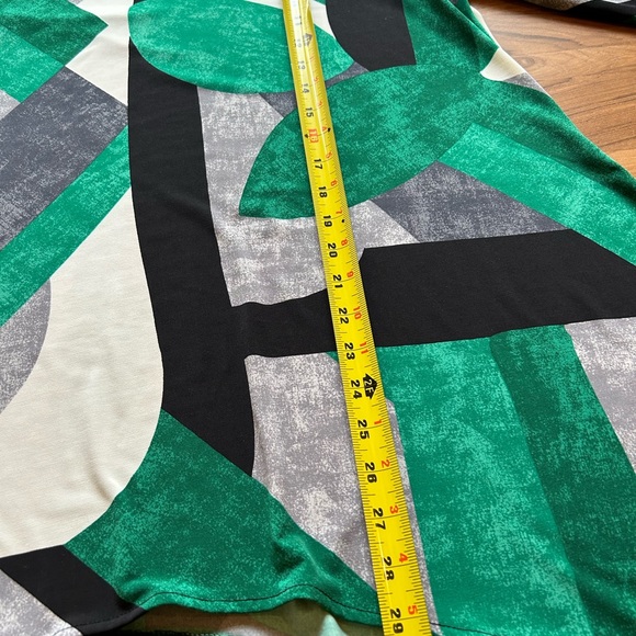 Sharkbite style tunic - Picture 7 of 7